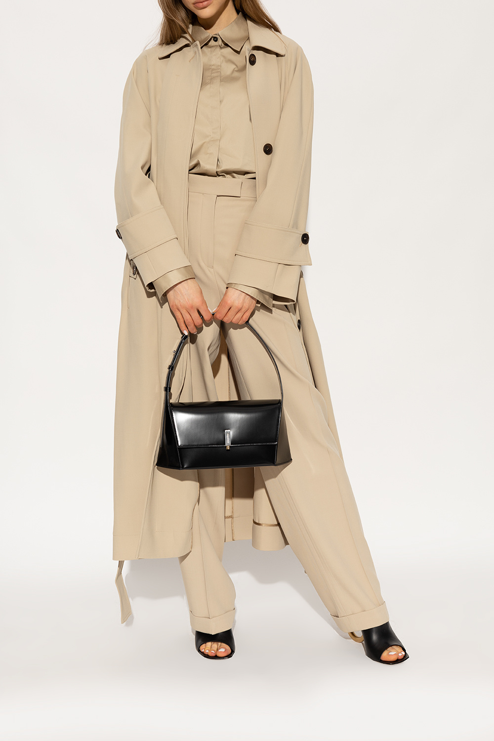 【FERRAGAMO】 Astro Leather Mules FERRAGAMO - Astro leather mules black - The Corner